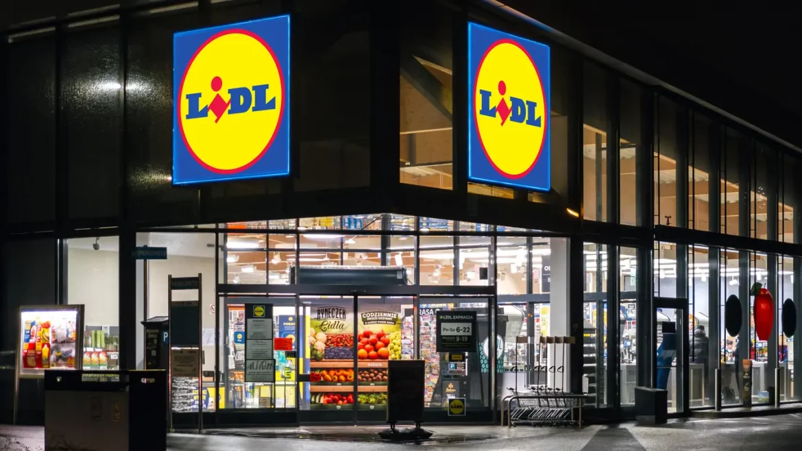 Lidl bestätigt ein Datenleck nach einem Cyberangriff. Unbekannte hatten Zugriff auf persönliche Kundendaten des Onlineshops. Bankdaten blieben geschützt.