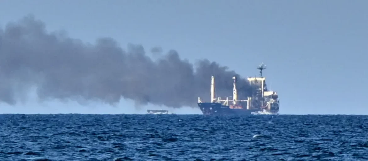 Vor Odessa wurde der Getreidefrachter „Zolotoy Leo“ mit Raketen angegriffen. Zehn Menschen starben. Die Ukraine reagierte mit Drohnenangriffen auf Moskau.