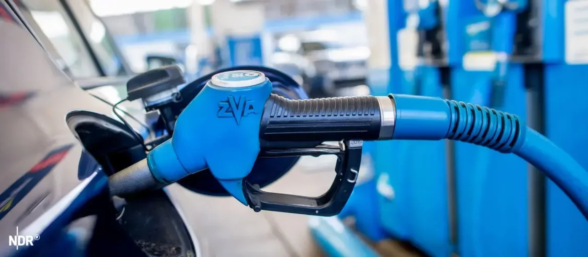 Niedersachsen prüft 577 Tankstellen nach 5.084 möglichen Verstößen gegen die Regeln für Benzin- und Dieselpreise von Mai bis Juli 2026.