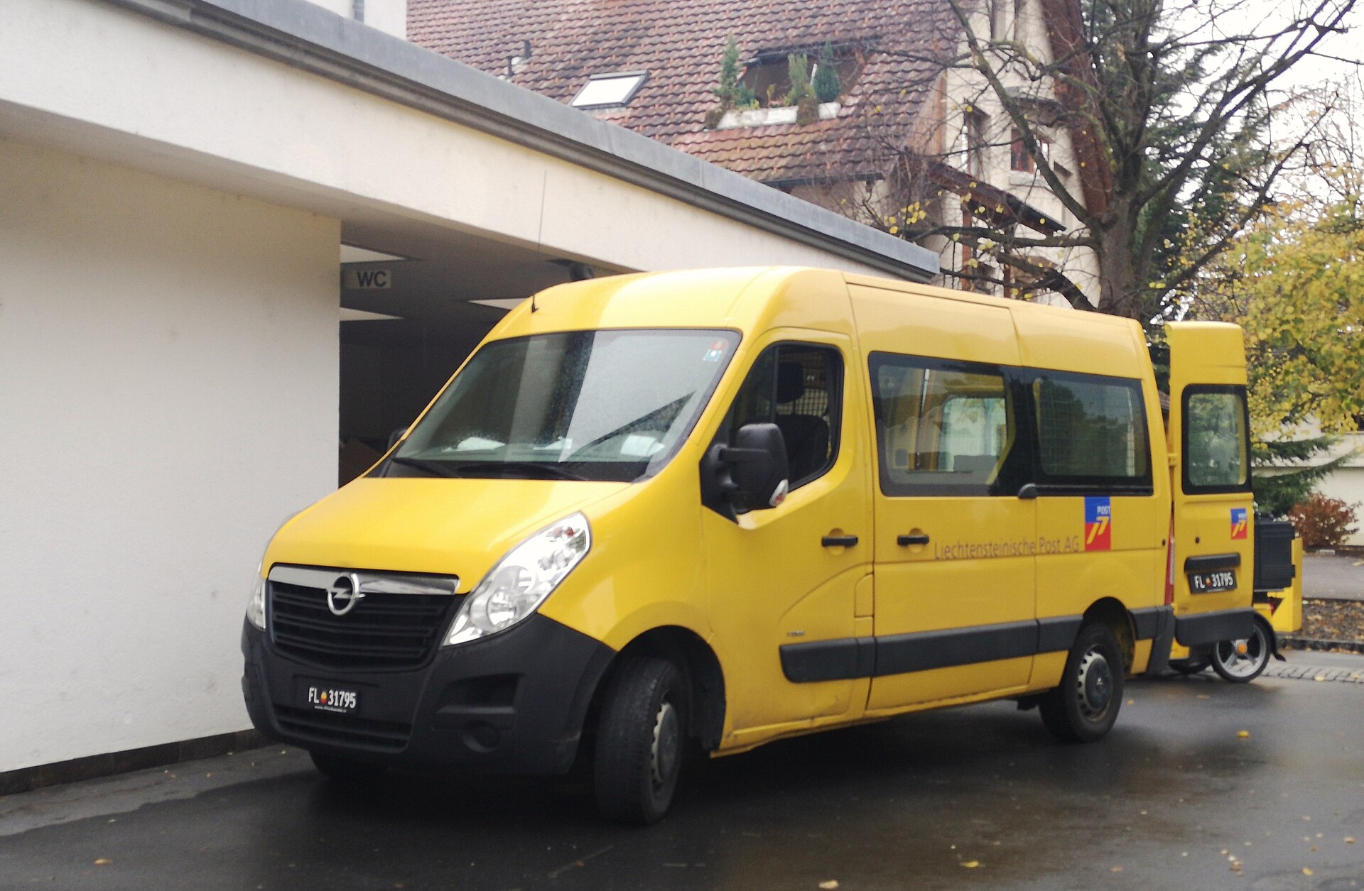 Opel Movano als Lieferwagen im Einsatz